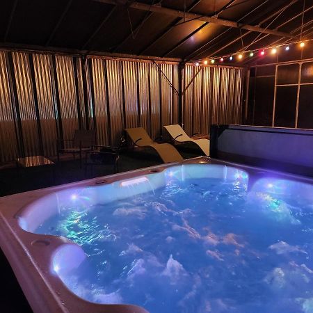 Gite De Charme Proche Loire A Velo Avec Jacuzzi Privatif Savonnieres Екстер'єр фото