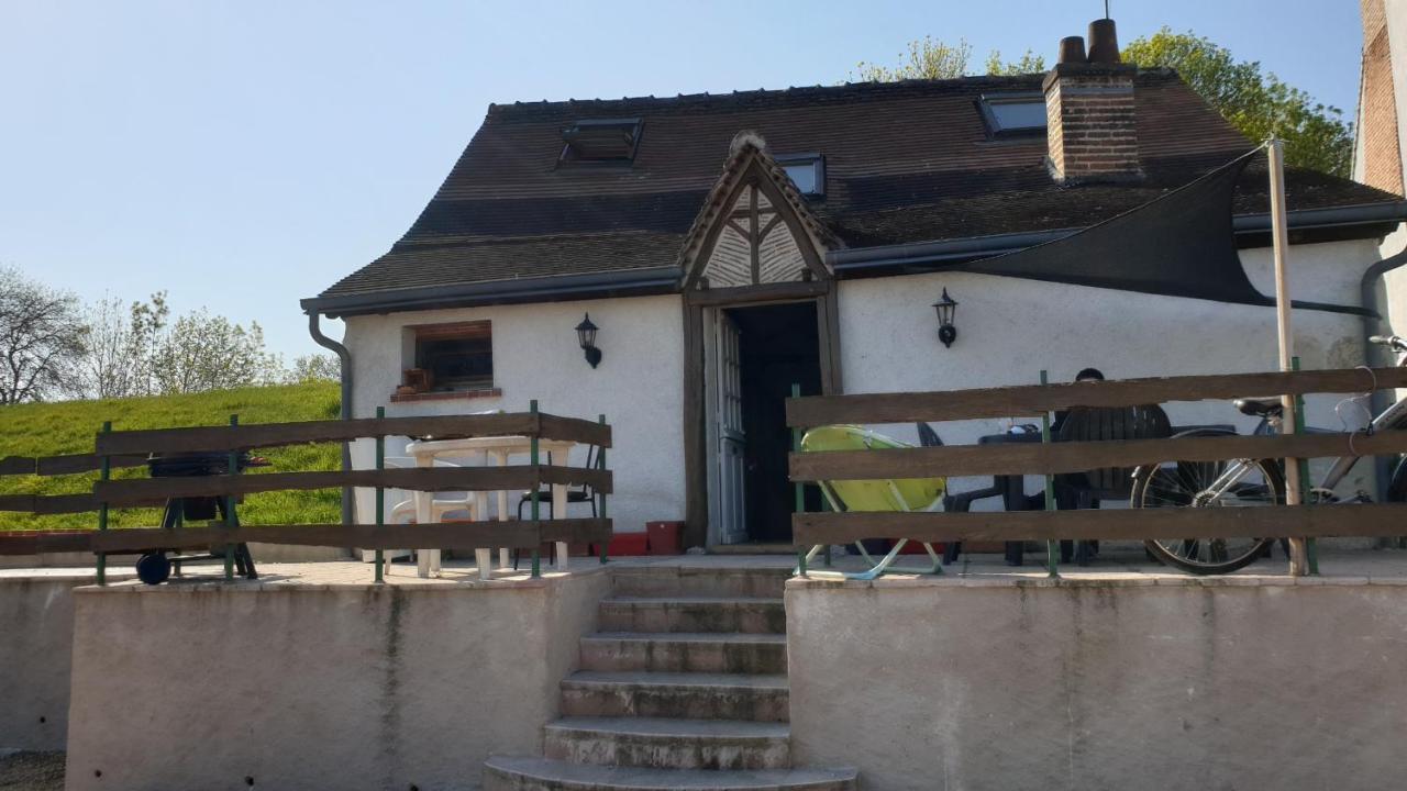 Gite De Charme Proche Loire A Velo Avec Jacuzzi Privatif Savonnieres Екстер'єр фото